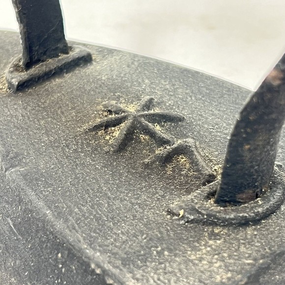 VTG No. 7 Antique Sad Flat Iron - Door Stop - Farmhouse - 5.5 lbs. has star logo - Picture 6 of 8